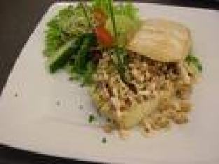 BROODJE BEENHAM SALADE